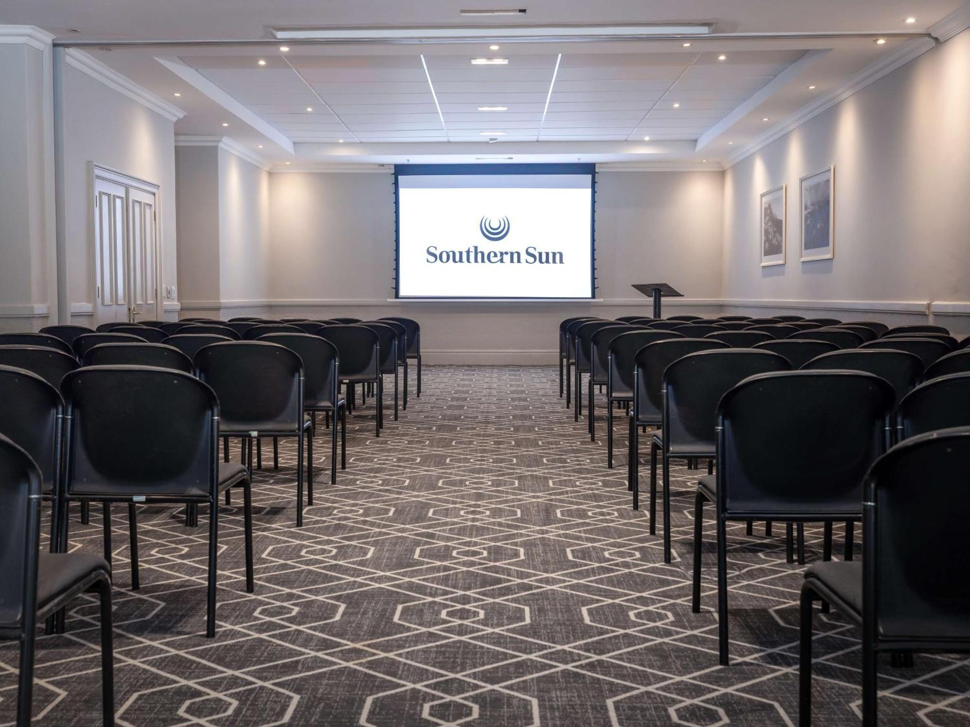 Southern Sun The Cullinan Cape Town Bagian luar foto